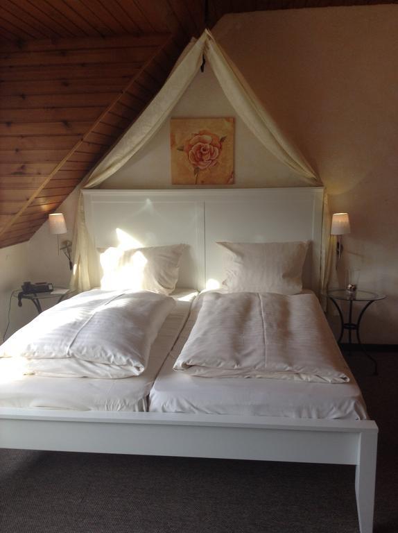 Hotel Pirsch-Muhle Hamfelde in Holstein エクステリア 写真
